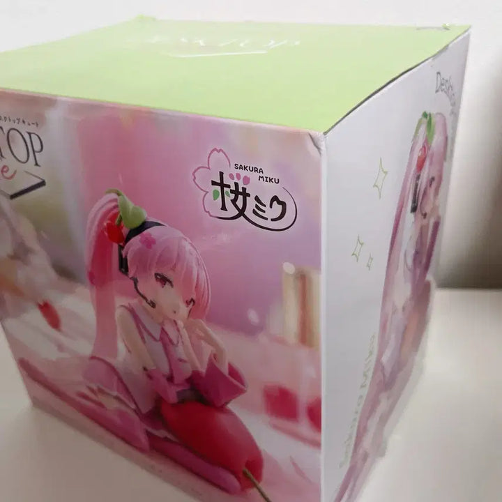 [BUNJANG] Sakura Miku Hatsune Miku Desktop Cute Figure / 사쿠라 미쿠 하츠네 미쿠 데스크탑 큐트 타이토 피규어 미개봉