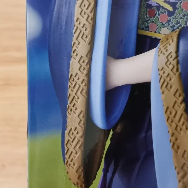 [BUNJANG] Kusuriya no Hitorigoto Shinshi Figure / 약사의 혼잣말 진시 피규어 박스 눌림