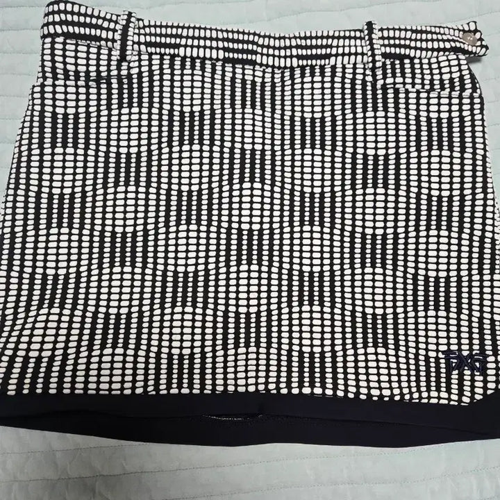 [BUNJANG] PXG Black &amp; White Pattern Skirt / PXG 블랙&amp;화이트 패턴 스커트