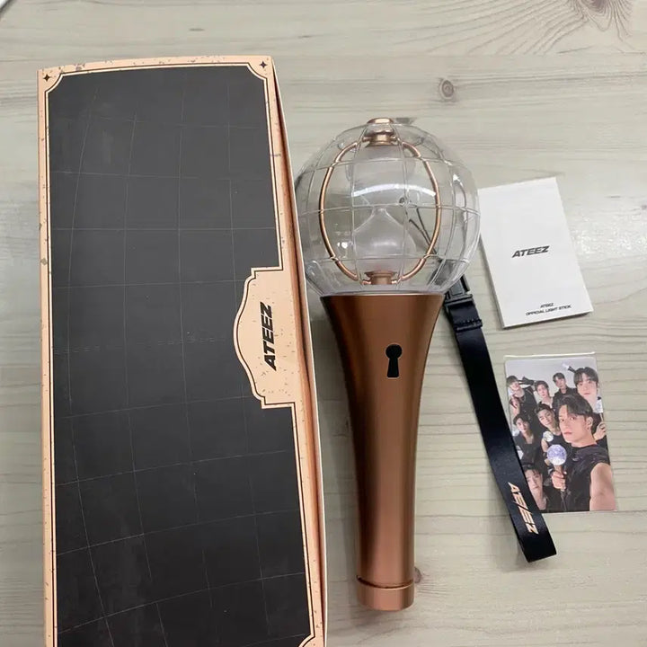 [BUNJANG] Ateez Lightiny Ver.2 Lightstick / 에이티즈 라이티니2 급처합니다