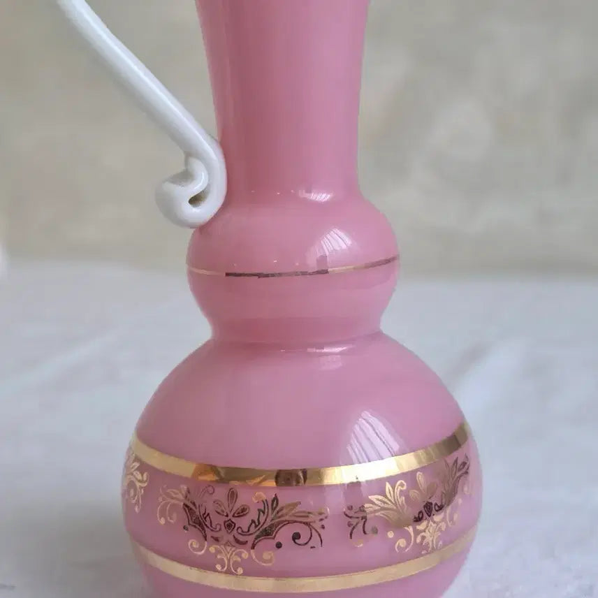 [BUNJANG] French Vintage Pink Opaline Jug Vase with Hand-Painted Gold Decoration / 프랑스 빈티지 핑크 오팔린 저그 화병 / 핸드페인팅 골드 장식