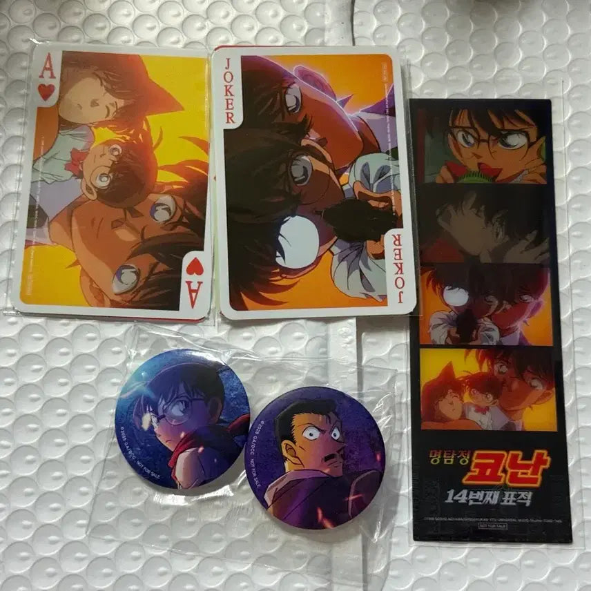 [BUNJANG] Detective Conan Lenticular Card, Trump Card, Badge, and Four-Cut Photo Bundle Set / 명탐정 코난 렌티큘러 카드 트럼프 카드 뱃지 네컷 일괄