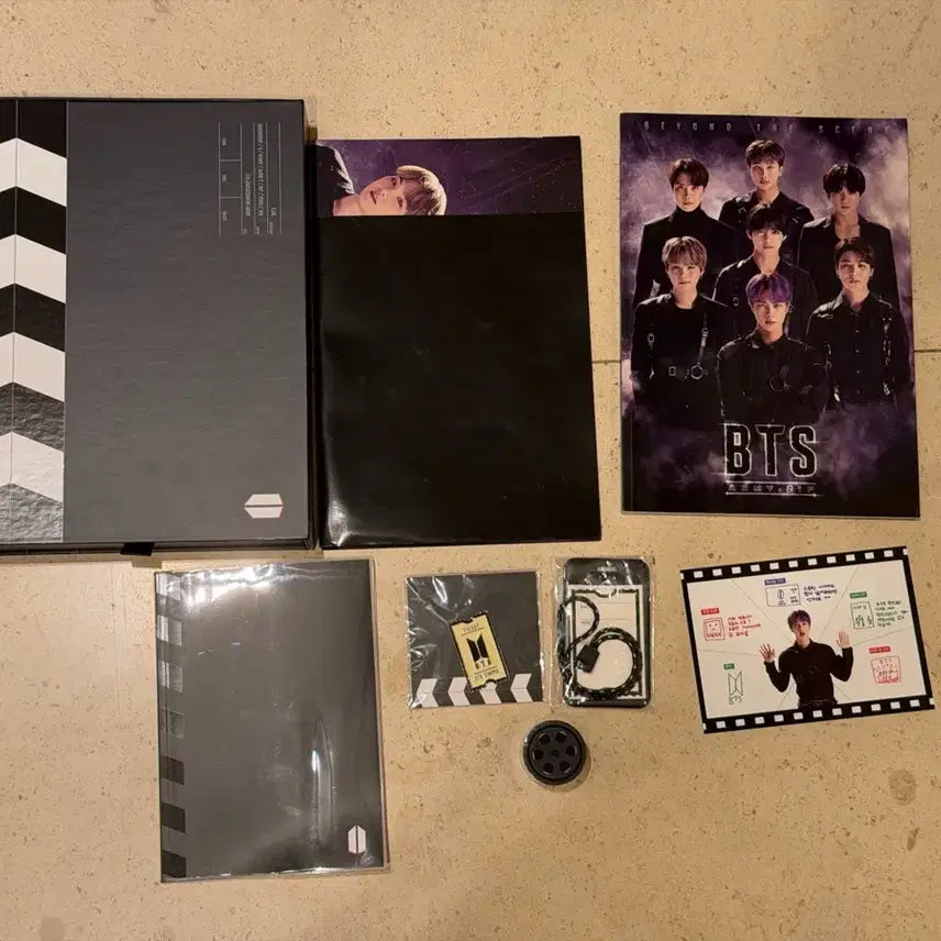 [BUNJANG] BTS ARMY ZIP 6th Membership Kit / 방탄소년단 BTS 아미집 ARMY ZIP 6기 멤버십 키트