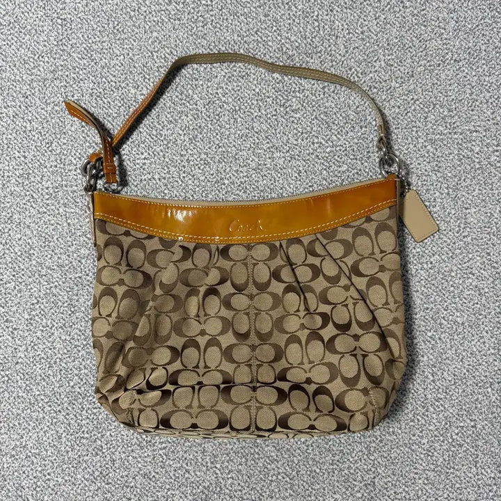 [BUNJANG] Coach Soho Pleated Tote Bag / Coach 코치 소호 플리티드 토트백