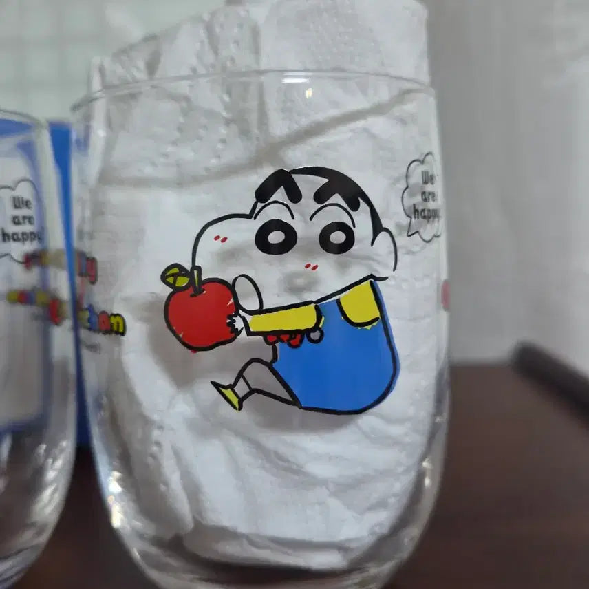 [BUNJANG] Sanrio Hello Kitty x Crayon Shin-chan Collaboration Glass Cup / 헬로 키티 짱구 콜라보 유리컵