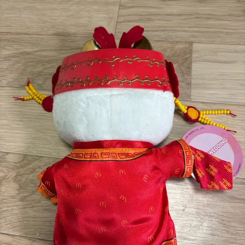 [BUNJANG] Hello Kitty Chinese Traditional Costume Doll / 헬로키티 중국 전통 의상 인형