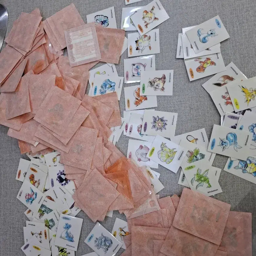 [BUNJANG] Pokemon 30th Anniversary Classic Artwork "Ttibuseal" Stickers / 포켓몬 30주년 클래식 아트워크 띠부씰 판매합니다.