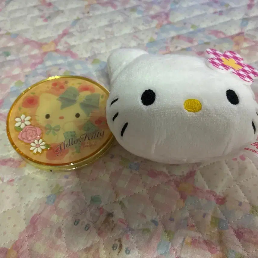 [BUNJANG] Kao Hana Kitty Vintage Mirror / 카오하나키티 + 고전거울