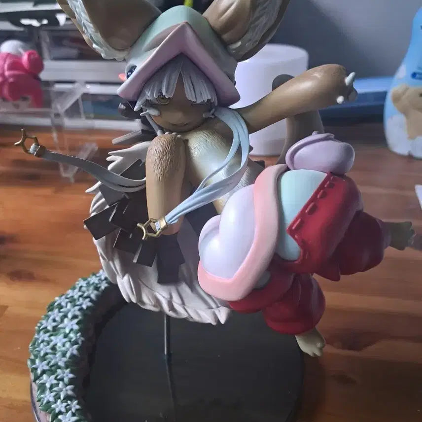 [BUNJANG] Chara-ani Made in Abyss Nanachi Figure / 캐러애니 메이드인어비스 나나치 피규어
