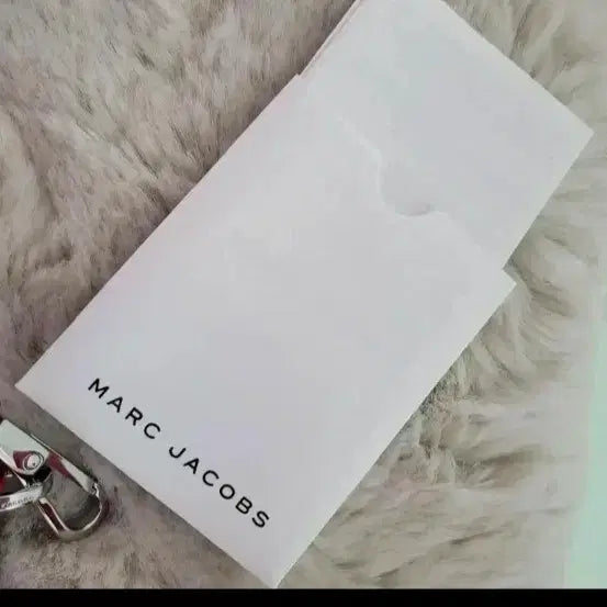 [BUNJANG] Marc Jacobs Mini Shopper Tote Bag Claret Red / 마크제이콥스 미니 쇼퍼 토트 클라렛 레드