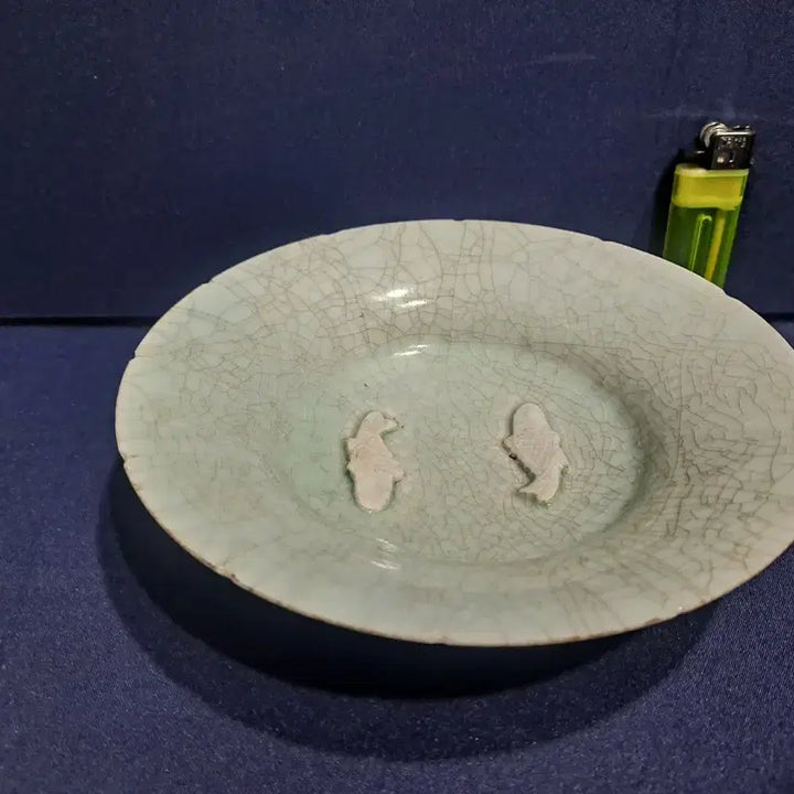 [BUNJANG] Antique Porcelain Plate with Two Fish / 물고기2마리가 있는 접시도자기
