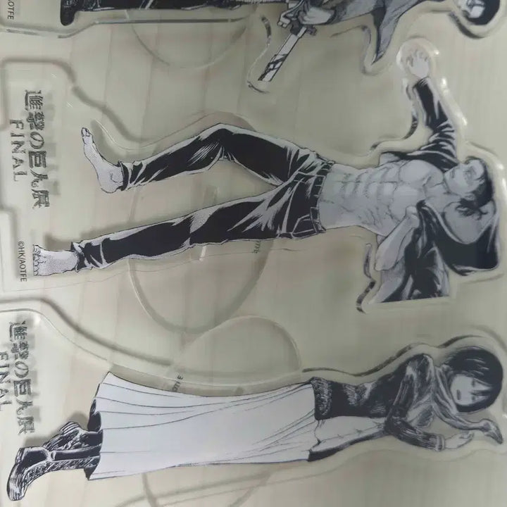 [BUNJANG] Attack on Titan Exhibition Acrylic Stand Bundle Set / 진격의거인 전시회 아크릴스탠드  일괄판매
