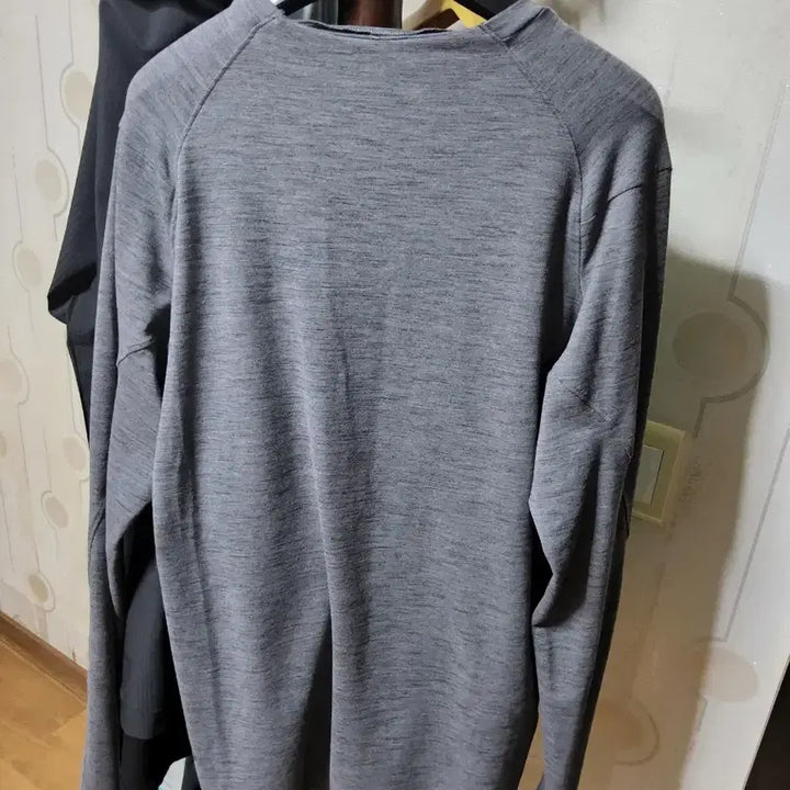 [BUNJANG] Lululemon Surge Warm Running Long Sleeve Grey / [M]룰루레몬 써지웜 러닝 롱슬리브 그레이