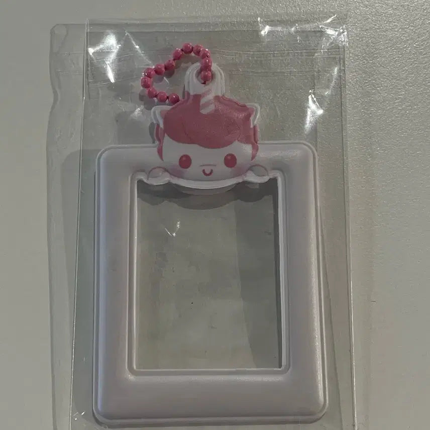 [BUNJANG] NCT 10th Anniversary Neo Ground Hendery Character ID Photo Holder / 엔시티 10주년 네오그라운드 랜덤 아이디 포토 홀더 헨드리 wayv