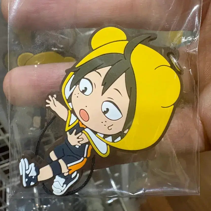[BUNJANG] Haikyuu Yamaguchi Bearbrick Rubber Strap / 하이큐 야마구치 베어브릭 러버 스트랩