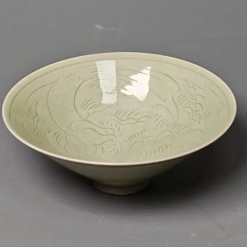 [BUNJANG] Chinese Celadon Porcelain Bowl with Phoenix Motif - Late Qing Dynasty, Guangxu Period / [진품] 청대 말기 광서제 시기 용천요 봉황문 청자완 중국도자기 골동품
