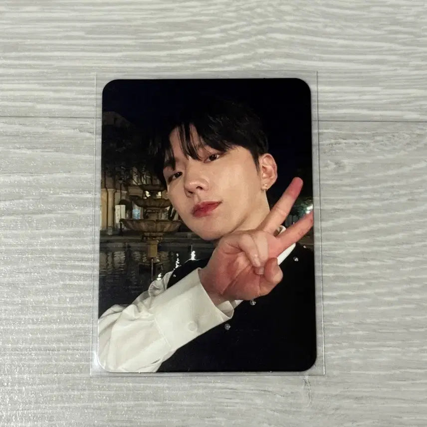 [BUNJANG] MONSTA X Kihyun 2023 7th Gen Fancon MX FRIENDS Monbebe Only Photocard / 몬스타엑스 2023 7기 팬콘 MX FRIENDS 몬베베온리 기현 포카