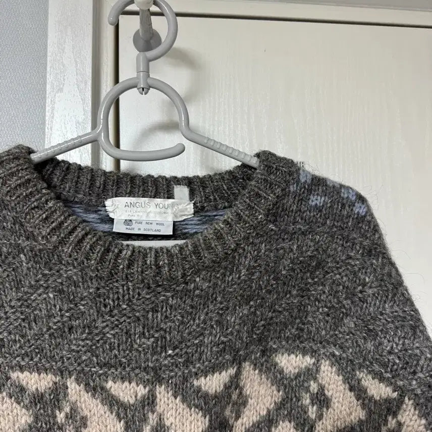 [BUNJANG] Pure New Wool 100% Knit / 퓨어 뉴울 100 니트