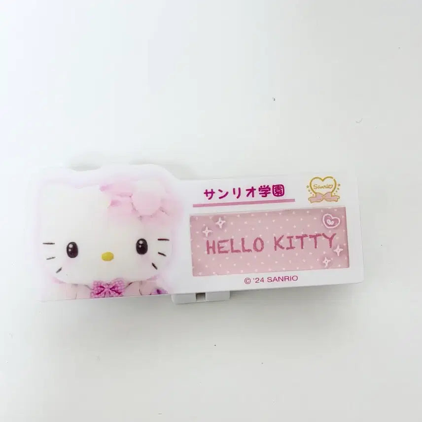 [BUNJANG] Sanrio Hello Kitty Name Tag / 산리오 키티 명찰 헬로키티 이름표