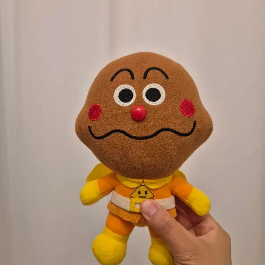 [BUNJANG] Vintage Karepanman Doll / 빈티지 카레빵맨 인형