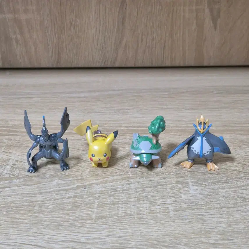 [BUNJANG] Pokemon Moncolle Metallic Pearl Figure Set / 급처) 포켓몬 피규어 메탈릭 펄 몬코레 세트