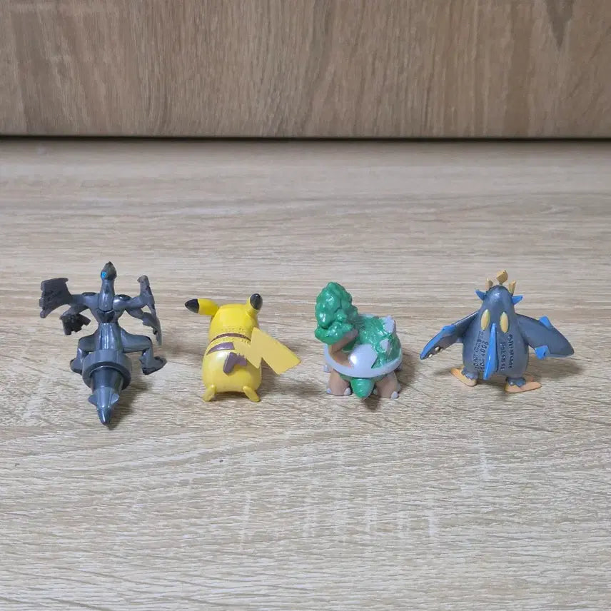 [BUNJANG] Pokemon Moncolle Metallic Pearl Figure Set / 급처) 포켓몬 피규어 메탈릭 펄 몬코레 세트