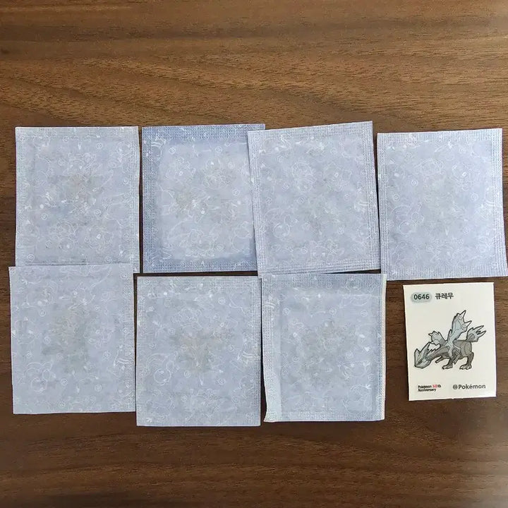 [BUNJANG] Pokemon 30th Anniversary Stickers Bundle (8 pcs) / 포켓몬 30주년 띠부씰 8장일괄 잉어킹,큐레무,크레세리아,마샤도,세레비등
