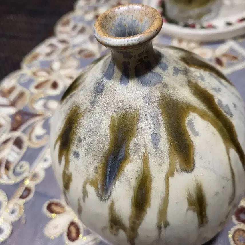 [BUNJANG] Handmade Ceramic Vase with Brown Drip Pattern / 수제 도자기