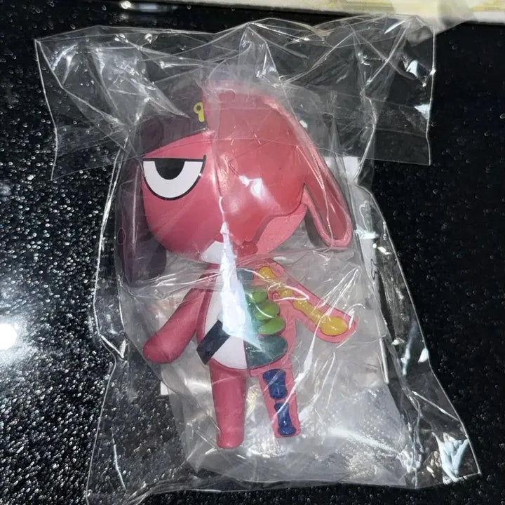 [BUNJANG] Keroro Gunsou Giroro Skeleton Gacha Figure / 개구리 중사 케로로 기로로 스켈레톤 가챠 피규어 양도