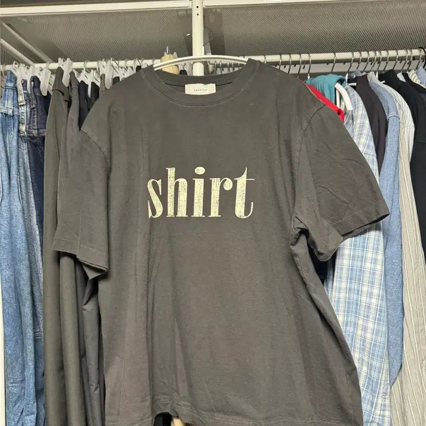 [BUNJANG] Shutter Printing Short Sleeve T-Shirt (Summer 2025 Version) - Size M / 셔터 shirt 프린팅 반팔 (25여름버전) M