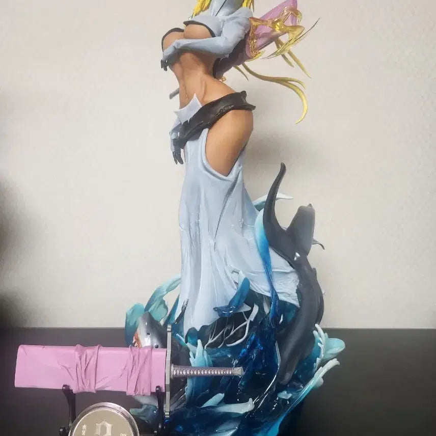 [BUNJANG] Bleach Harribel Resin Figure / 블리치 cross 하리벨 레진 피규어