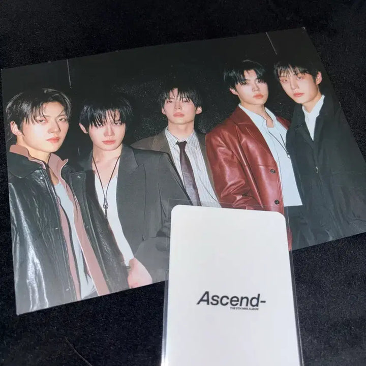 [SOLD OUT] [BUNJANG] ZB1 (ZEROBASEONE) Ascend Mini Album Vol. 6 M Countdown 1st Week Matthew Studio Photocard / 제베원 제로베이스원 어센드 미니 6집 엠카 1주차 매튜 공방 포카