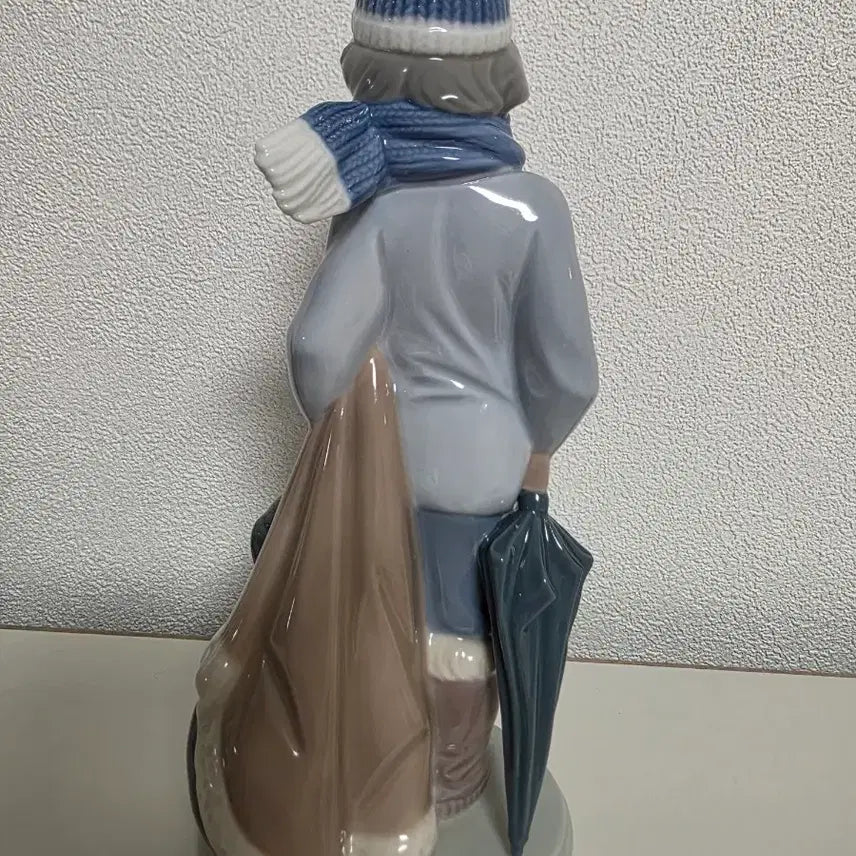 [BUNJANG] Yadro Winter Boy and Puppy Figurine / 야드로 겨울소년과 강아지 피겨린