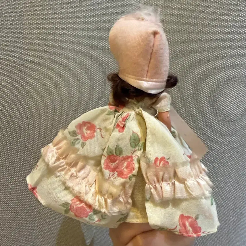[BUNJANG] Vintage Nancy Doll Nancy &amp; Story Book Floral Dress Doll / 빈티지 낸시돌 낸시앤스토리북 꽃무늬 드레스 인형