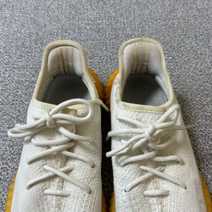 [BUNJANG] Adidas Yeezy Boost 350 V2 265 / 아디다스 이지부스트 350 V2 265