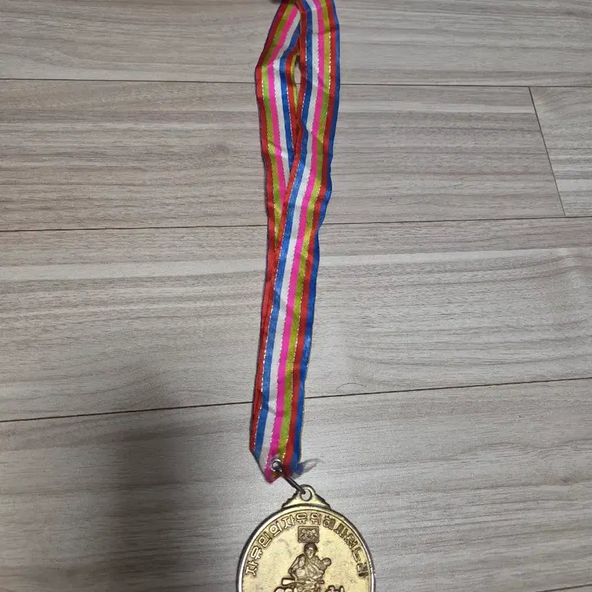[BUNJANG] Vietnam War Participation Commemorative Medal with Case / 월남전 참전기념매달(케이스있음)