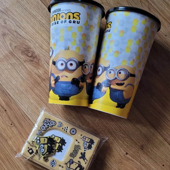 [BUNJANG] Minions Bundle Set Photobook &amp; Cups / 일괄)미니언즈굿즈 미니언즈포토북 미니언즈앨범 미니언즈컵 영화관굿즈