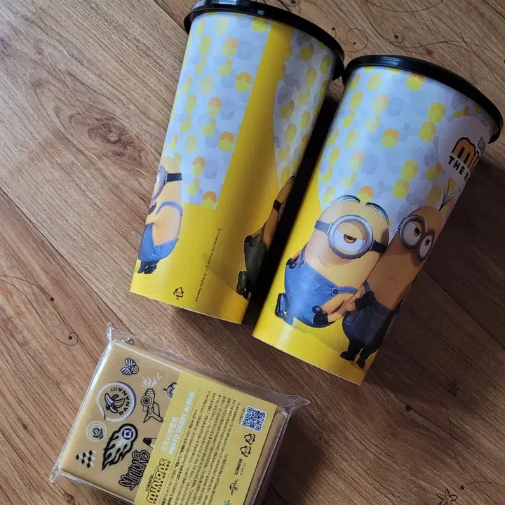 [BUNJANG] Minions Bundle Set Photobook &amp; Cups / 일괄)미니언즈굿즈 미니언즈포토북 미니언즈앨범 미니언즈컵 영화관굿즈