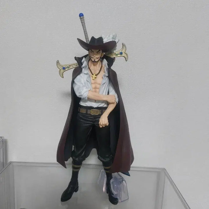 [BUNJANG] One Piece Ichiban Kuji Mihawk Figure / 원피스 제일복권 미호크 d상 팝니다