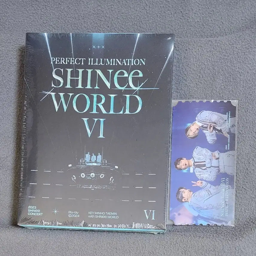 [BUNJANG] SHINee Back To The Stage Concert Blu-ray / 미개봉) 샤이니 백설콘 블루레이 샤이니월드 6 콘서트 백설콘주
