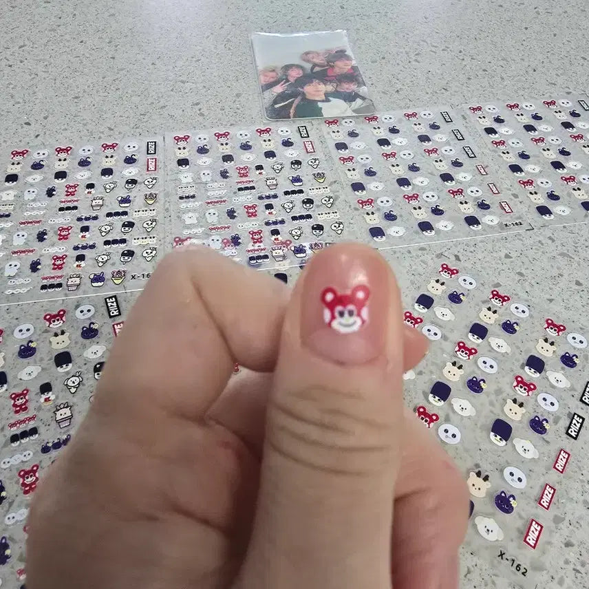 [BUNJANG] RIIZE LyRyz Nail Sticker / 라이즈 네일 스티커 2장세트 가격 4000원