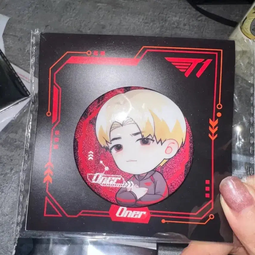 [BUNJANG] T1 Owner Pin Badge / 티원 팝업 오너 핀뱃지