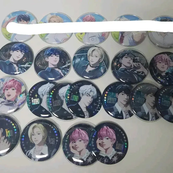 [BUNJANG] PLAVE Can Badge Set / 플레이브 캔뱃지 양도 판매