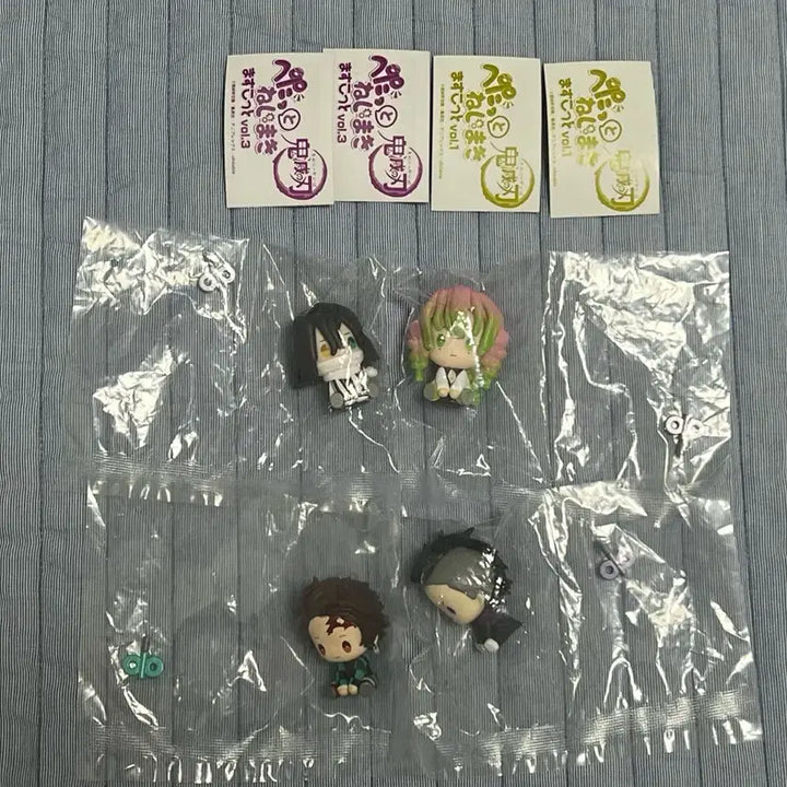[BUNJANG] Demon Slayer Nichirin Blade Spring Gacha Bundle Set Mitsuri, Iguro, Tanjiro, Genya / ( 일괄 )귀멸의칼날 미츠리,이구로,탄지로,겐야 귀칼 태엽가챠