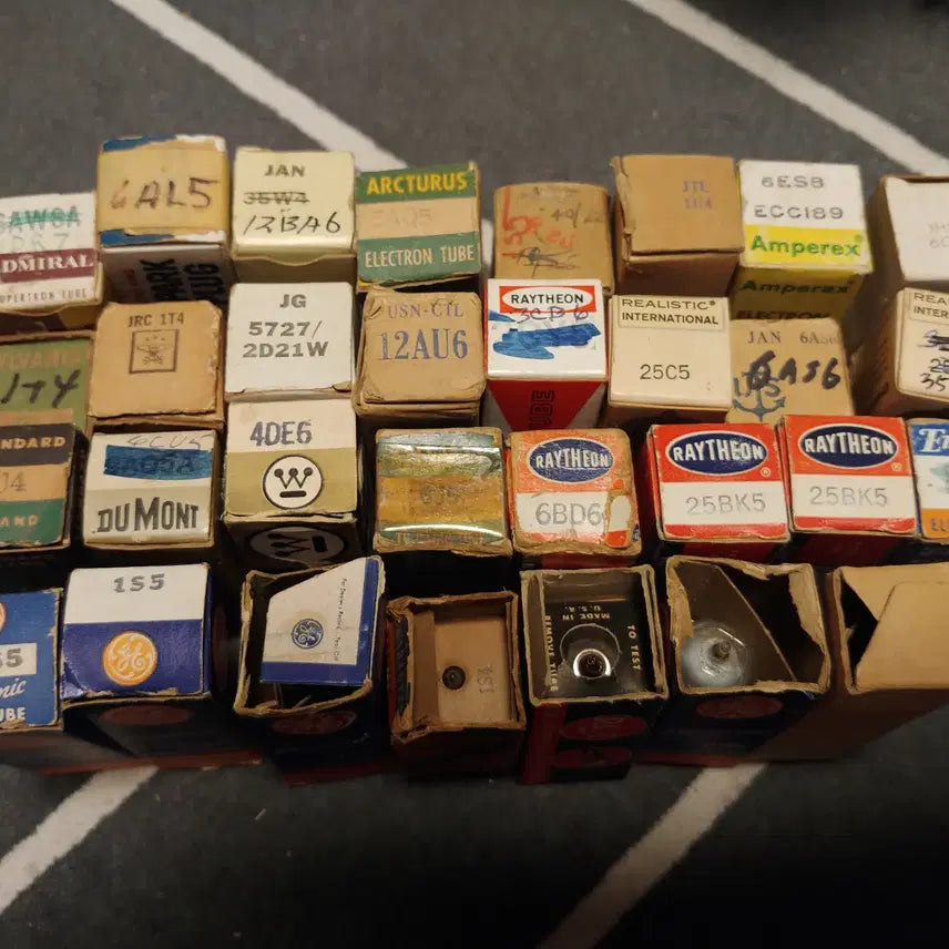 [BUNJANG] Vacuum Tubes Assortment (31 Tubes) / 진공관 31개-5 판매합니다.