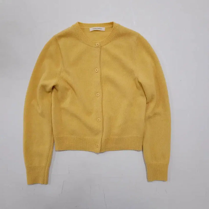 [SOLD OUT] 낫띵리튼 톰 라운드 알파카 가디건 머스타드