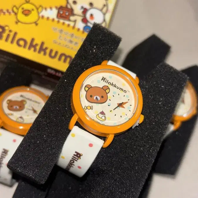 [BUNJANG] Rilakkuma Chewing Snack Time Pudding Wristwatch Random Gacha / (당일발송) 침 흘리는 리락쿠마 간식시간 푸딩 손목시계 랜덤시계 가챠