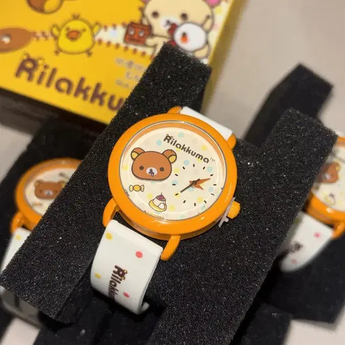 [BUNJANG] Rilakkuma Chewing Snack Time Pudding Wristwatch Random Gacha / (당일발송) 침 흘리는 리락쿠마 간식시간 푸딩 손목시계 랜덤시계 가챠