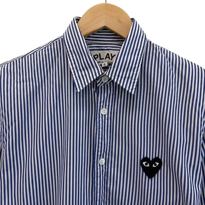 [BUNJANG] Comme des Garçons Striped Shirt White &amp; Navy (S) / 꼼데가르송 스트라이프 줄무늬 셔츠 화이트&amp;네이비 (S)
