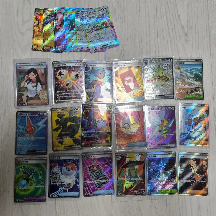 [BUNJANG] Umbreon VMAX SAR, AR, SR, Pikaachu UR, and Other Cards / 블래키 brg9 팝니다
